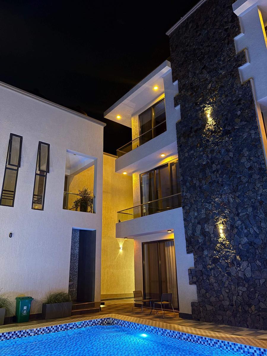 Condos for rent in Singapore, short term only - Glamorous Penthouse Apartments For Short-Term Rent